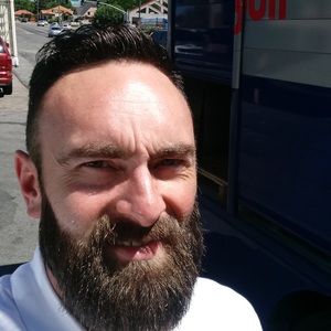 Meet your Posher, Chandler